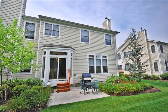 MLS #/Web ID: 2703502