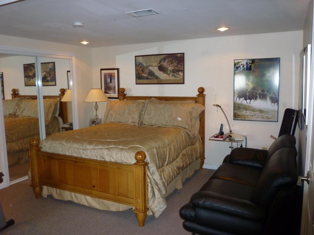 MLS #/Web ID: 2706702