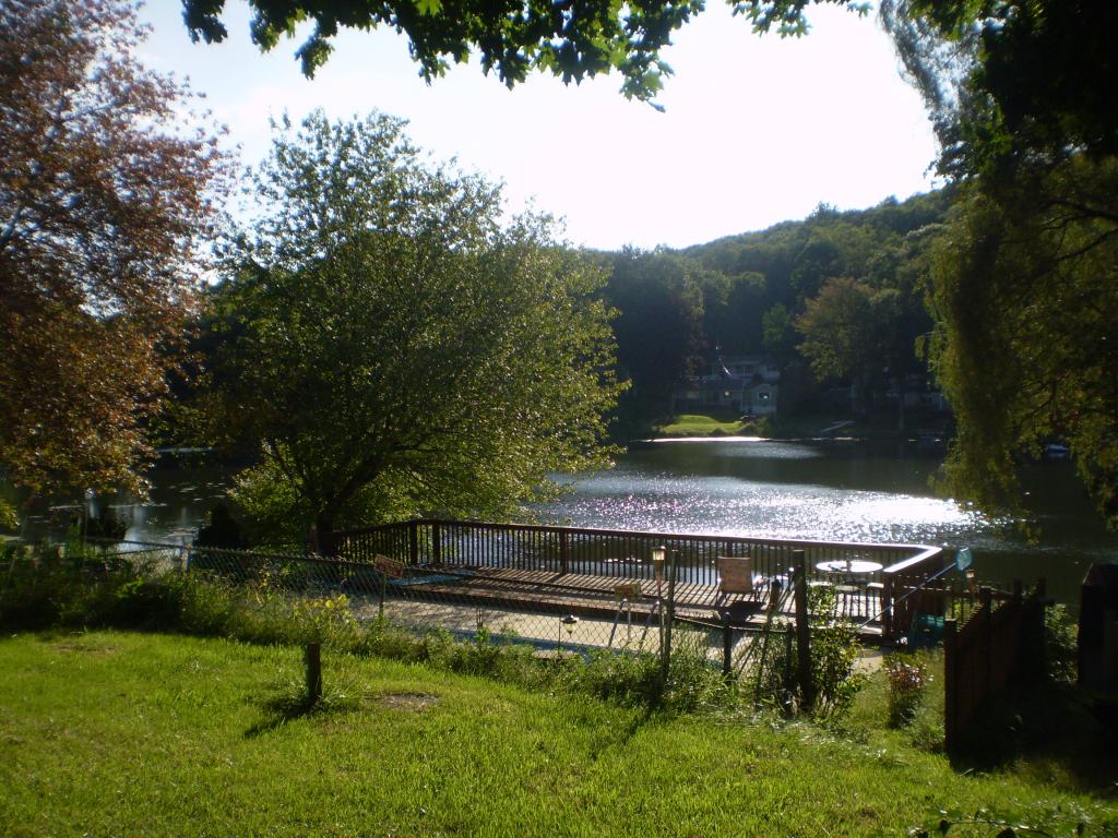 26 East Shore Trail