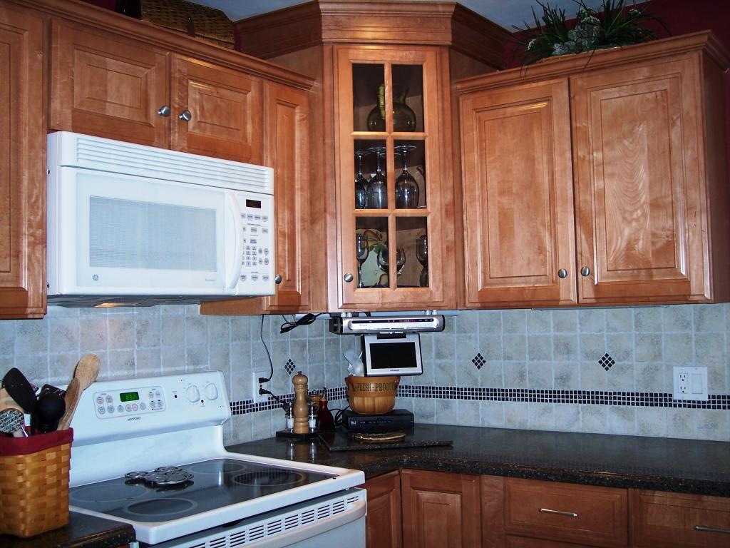 49 LYNN DR