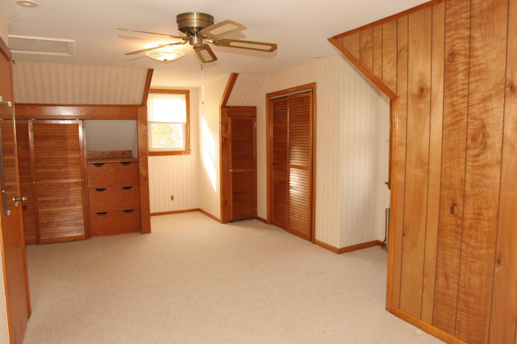 MLS #/Web ID: 2724102