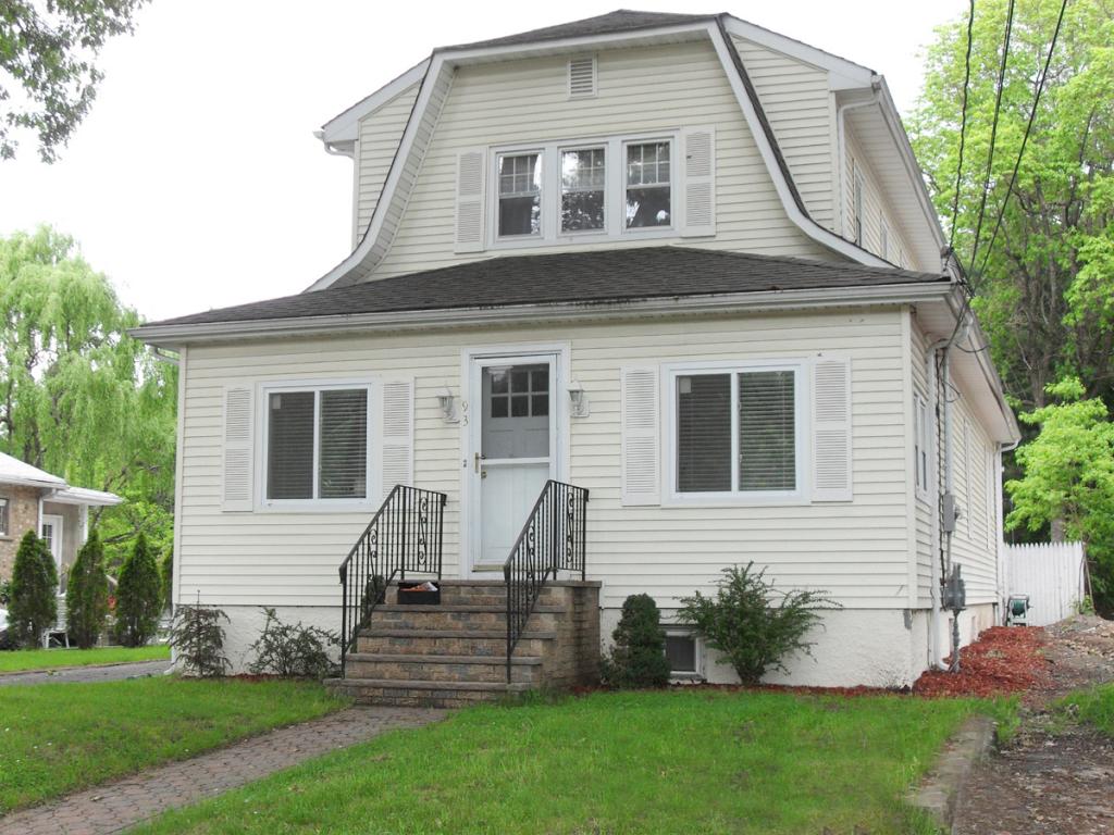 93 KEYES RD