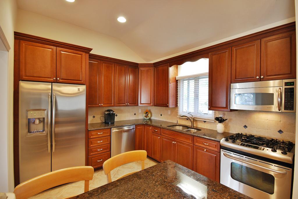 MLS #/Web ID: 2726802