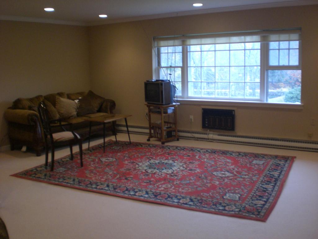 10B LAKESIDE DR
