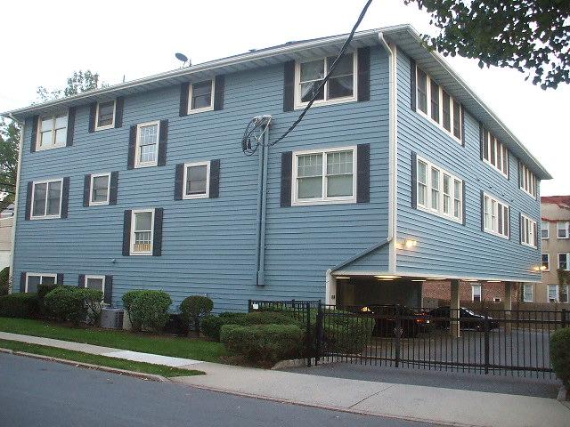 MLS #/Web ID: 2668903