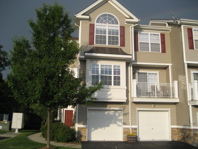 MLS #/Web ID: 2670203