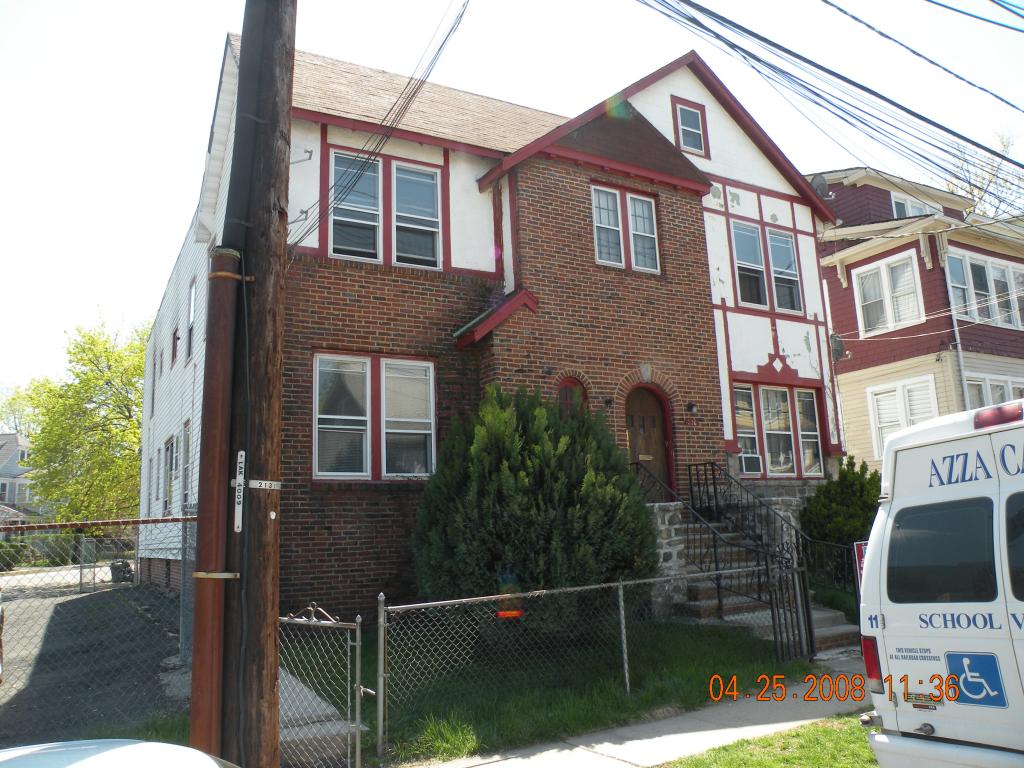 MLS #/Web ID: 2676903