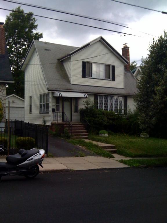MLS #/Web ID: 2691703