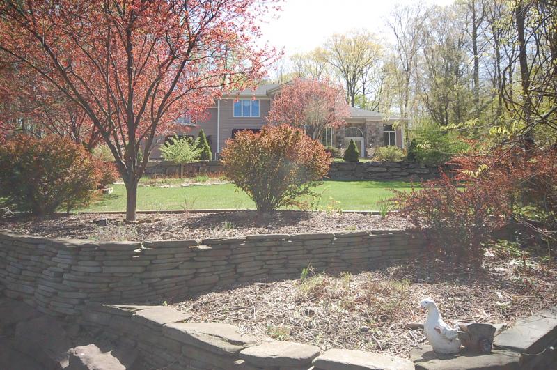 MLS #/Web ID: 2704003