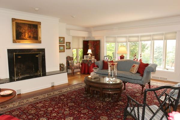 MLS #/Web ID: 2712703