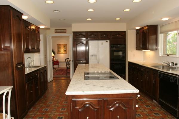 MLS #/Web ID: 2712703