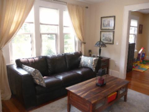 2 PERRY PL