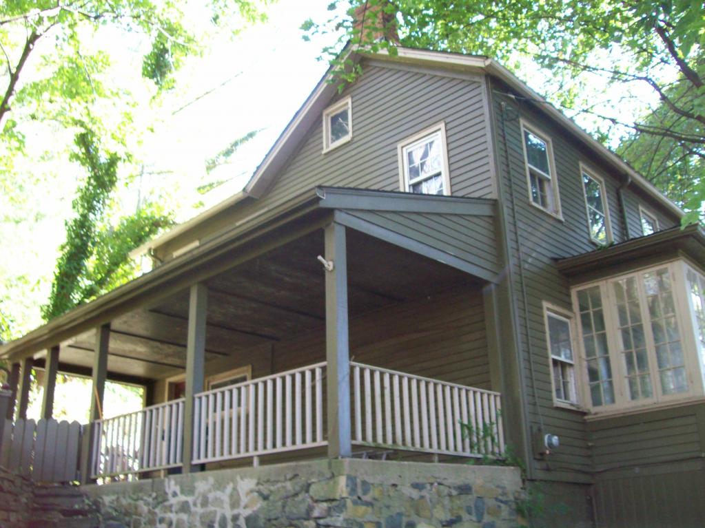 MLS #/Web ID: 2720303