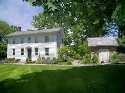 105 LILAC DR