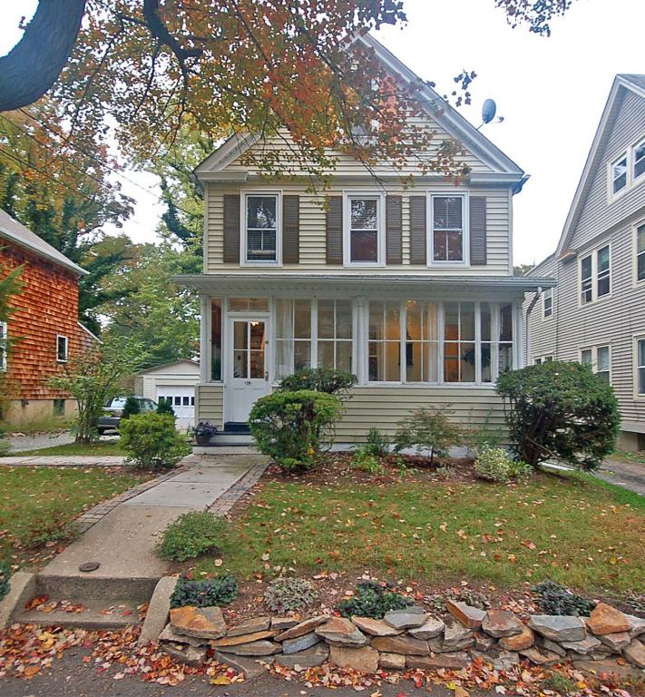28 GLENSIDE AVE
