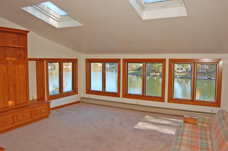 MLS #/Web ID: 2722703
