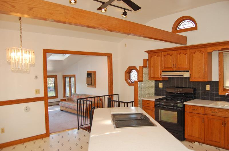 MLS #/Web ID: 2722703