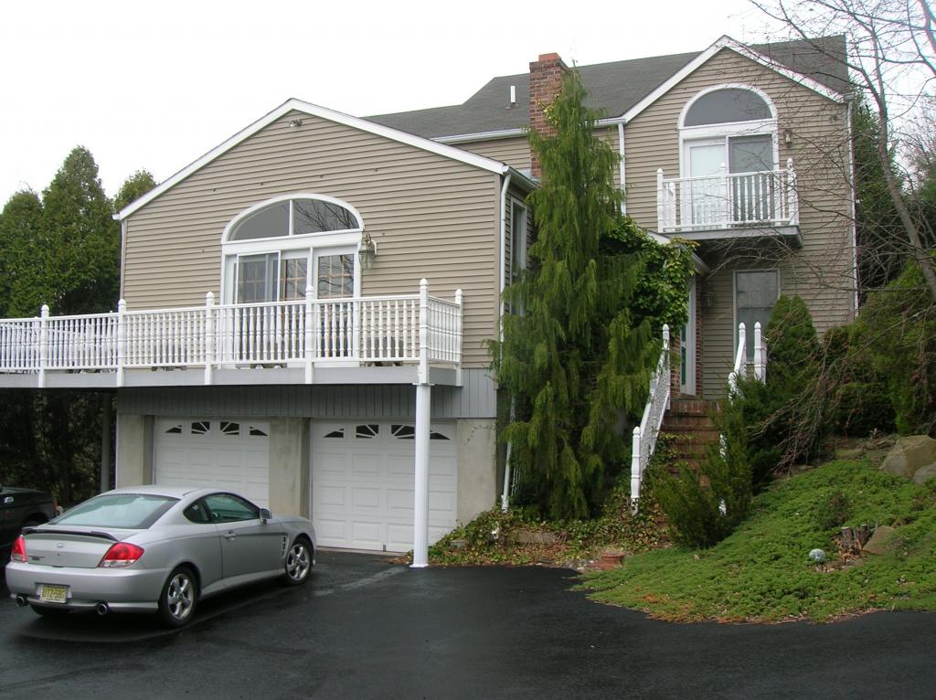 665 Uniontown Road