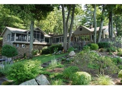 401 East Shore Rd