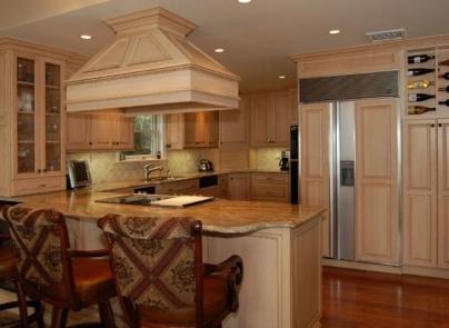 401 East Shore Rd