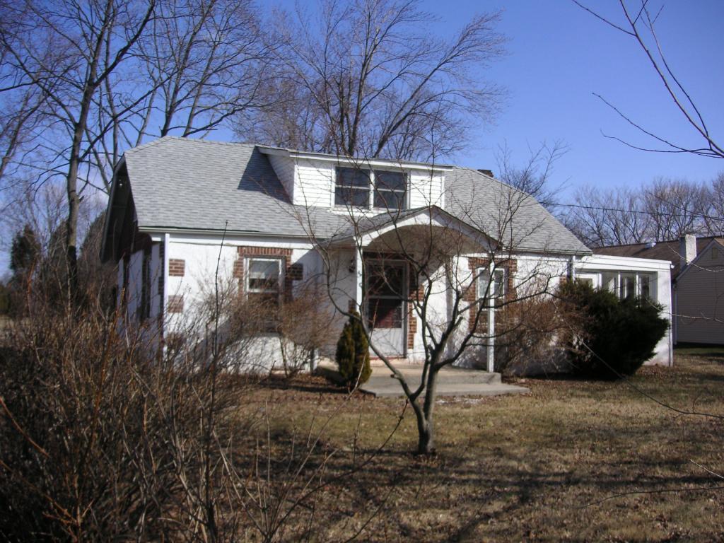 387 Amwell Rd
