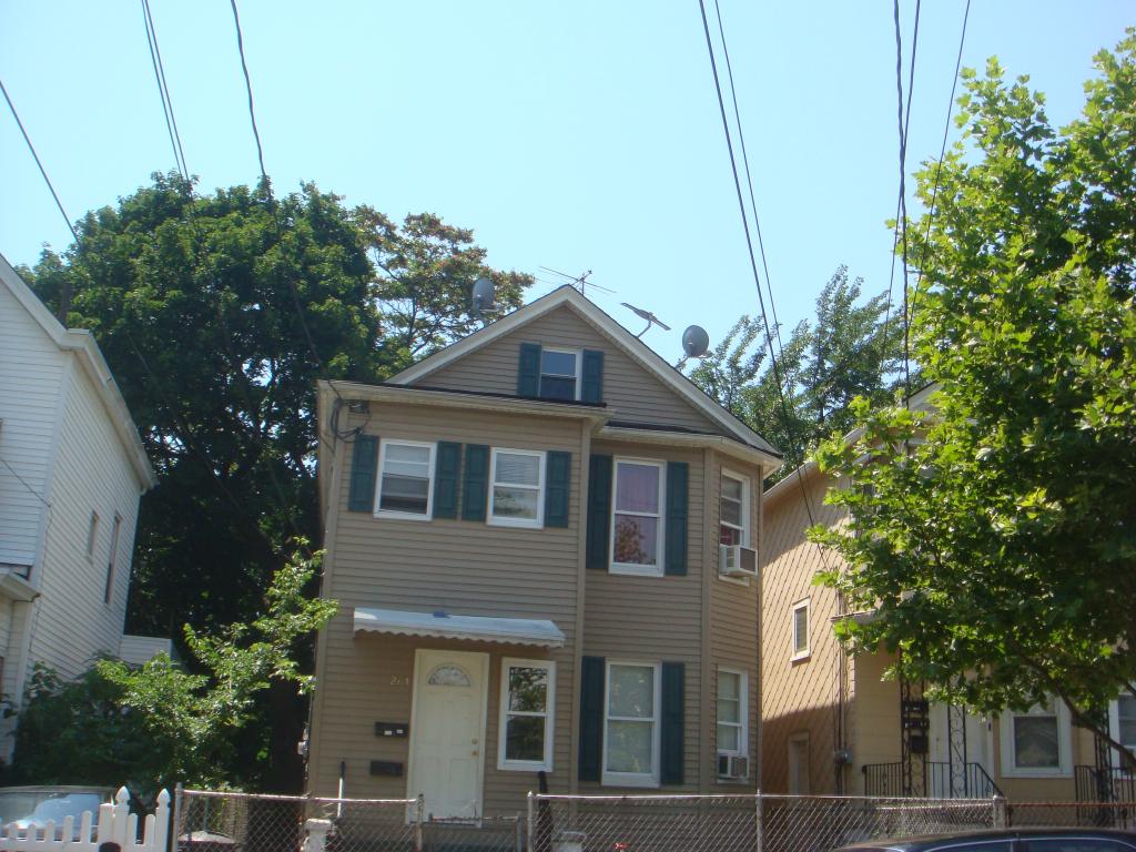 MLS #/Web ID: 2694904