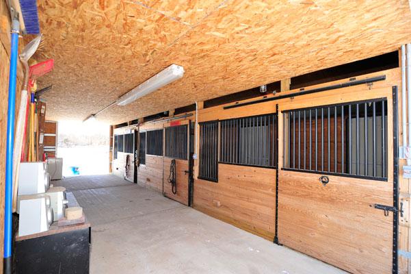MLS #/Web ID: 2703304