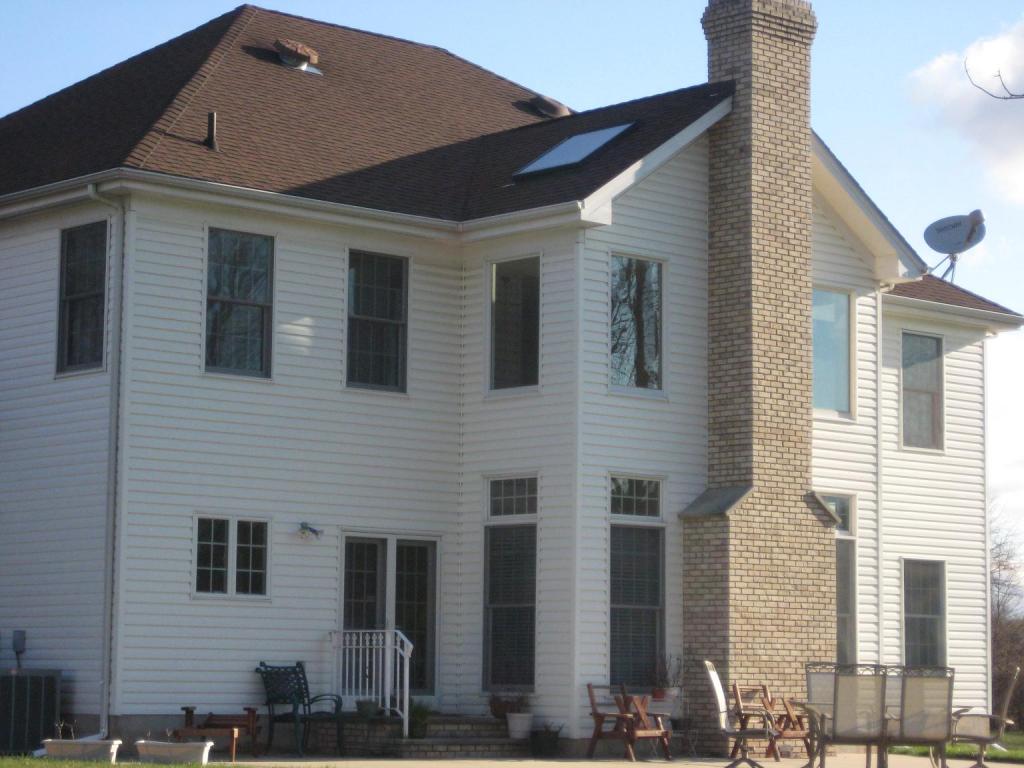 MLS #/Web ID: 2703304