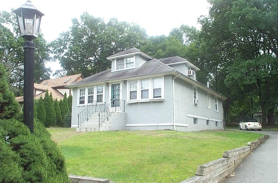 MLS #/Web ID: 2710904