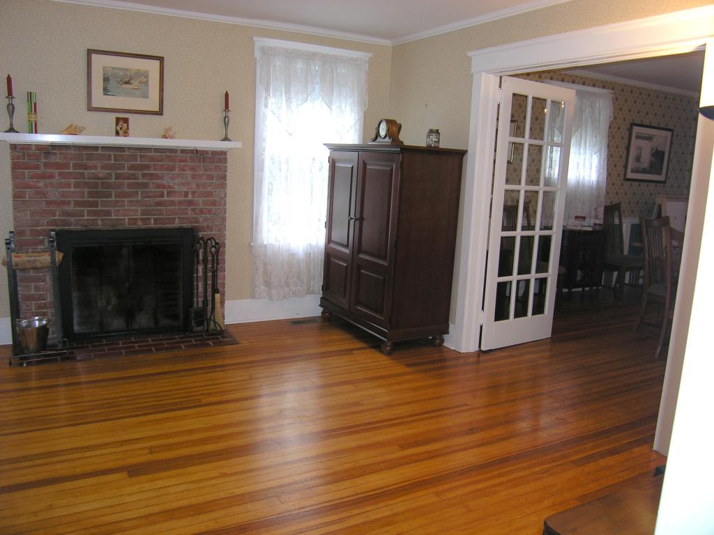 2 HACKLEBARNEY RD