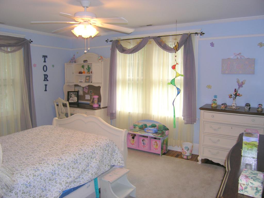 2 HACKLEBARNEY RD