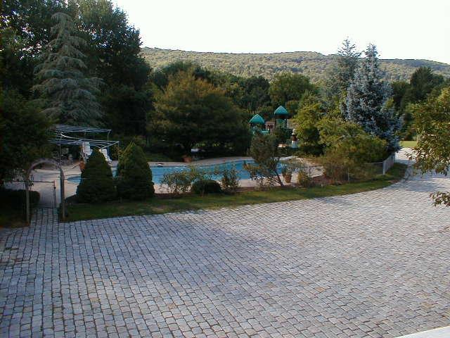 MLS #/Web ID: 2715004