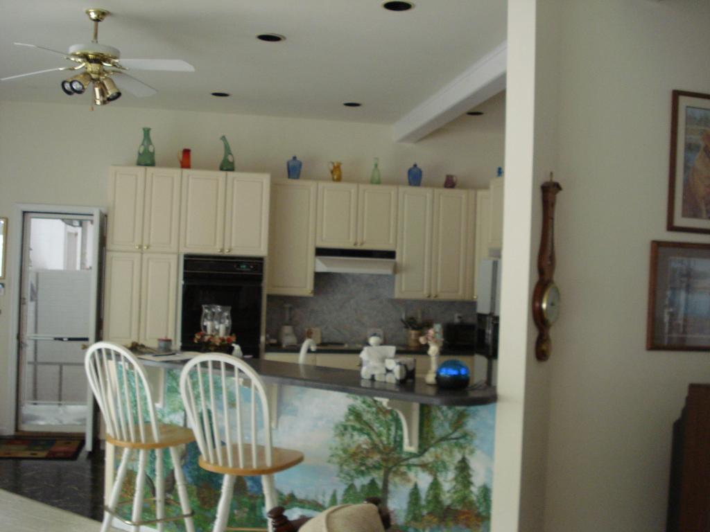 MLS #/Web ID: 2717104