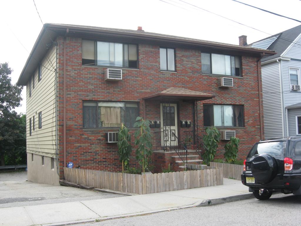 MLS #/Web ID: 2718504