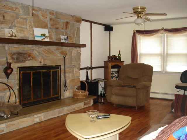 312 DANIEL ST