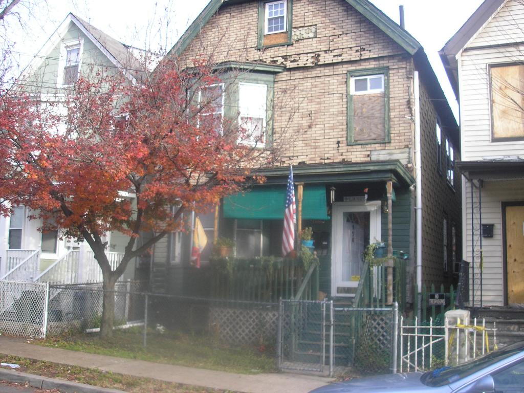 MLS #/Web ID: 2722604