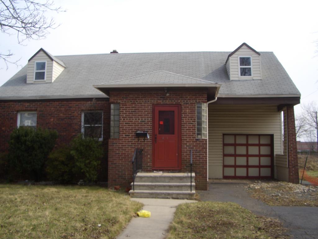 MLS #/Web ID: 2658605