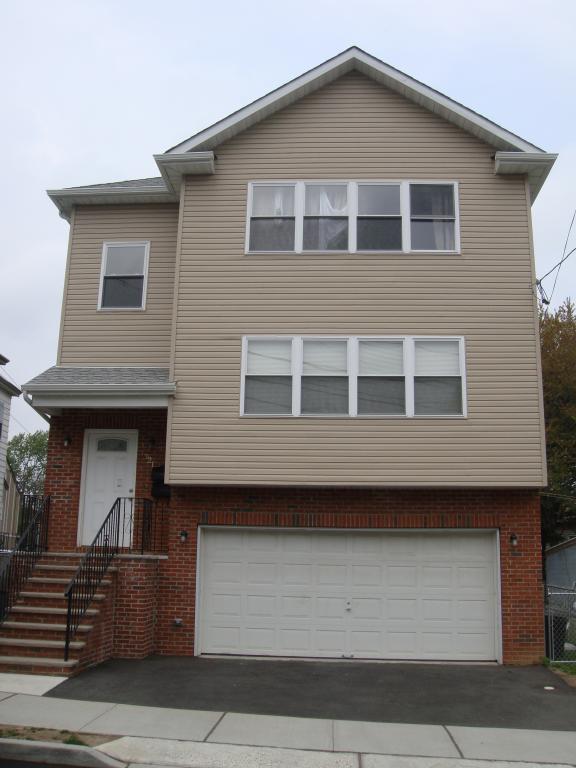 MLS #/Web ID: 2678905