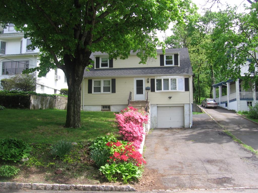 19 WESTVIEW ROAD