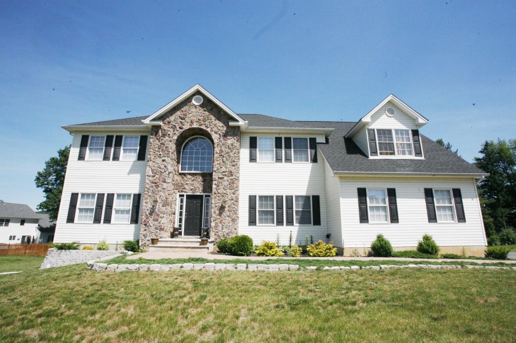 3 RIDGETOP TER