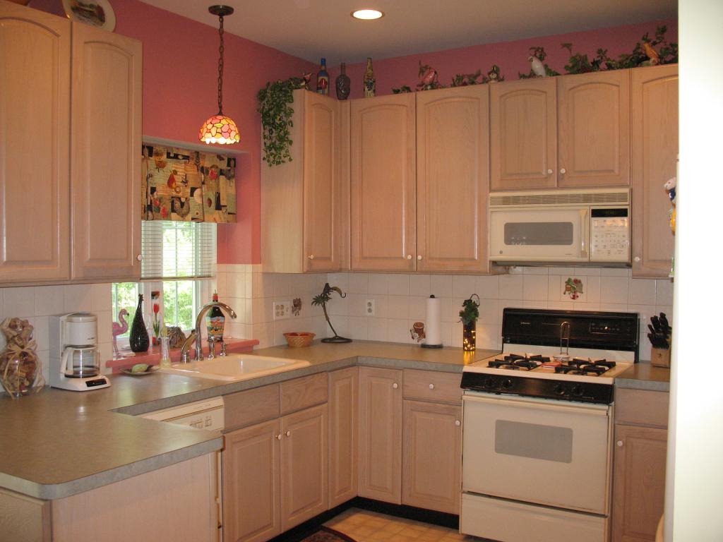 2 STAPLETON CT