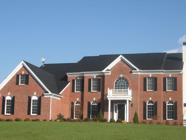 22 GREENTREE DR