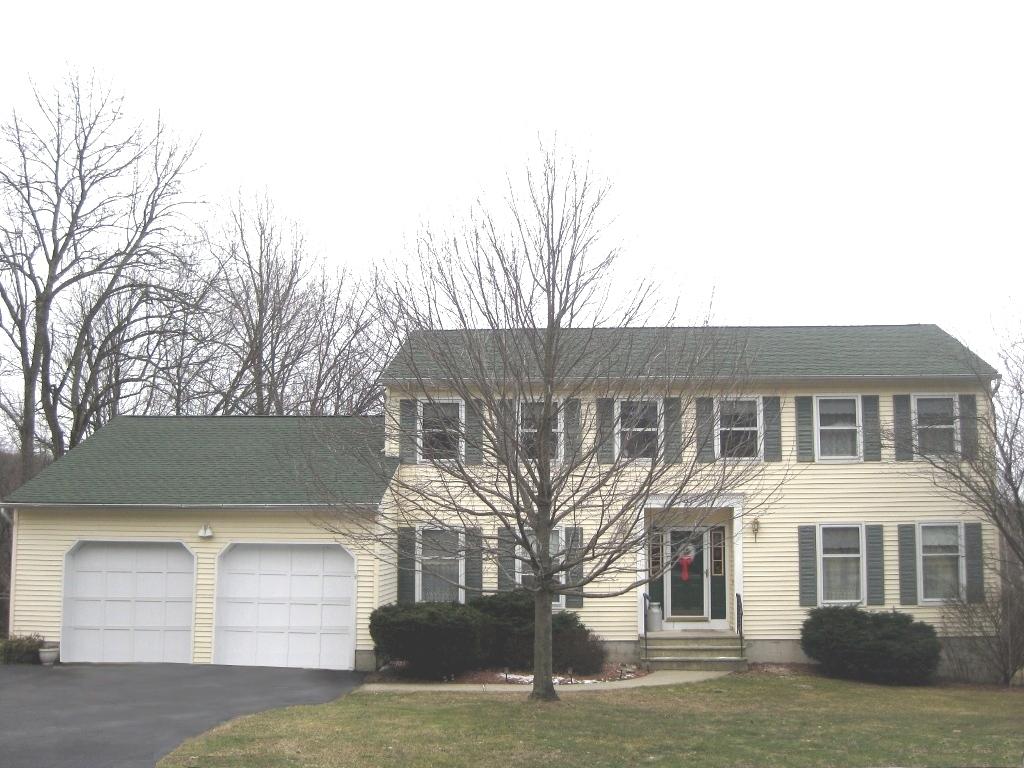 MLS #/Web ID: 2712505