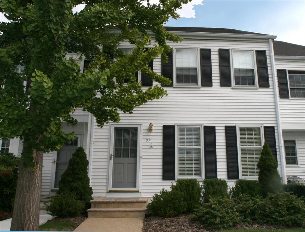 57 HAMPSHIRE DR