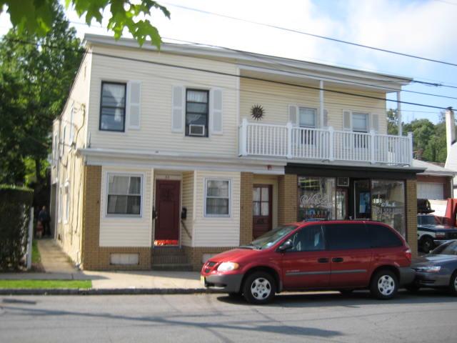 65 PARK AVE