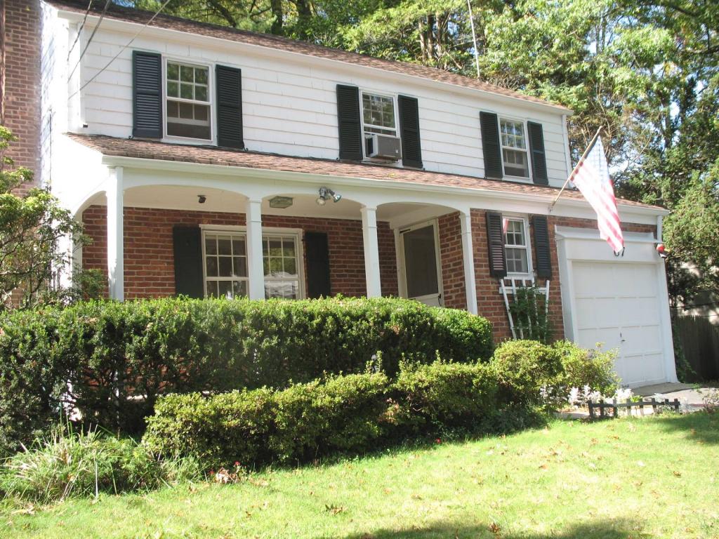 67 N HILLSIDE AVE