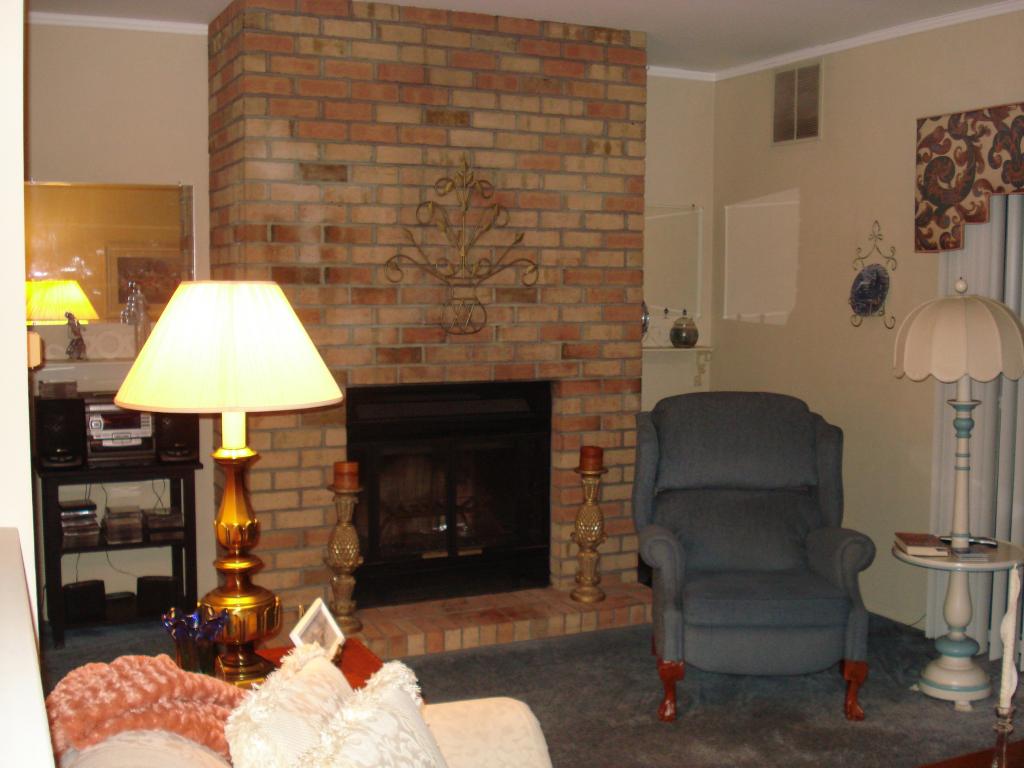 317 KNIGHT CT