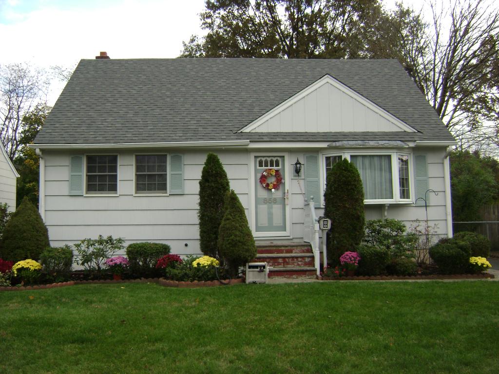 MLS #/Web ID: 2725805
