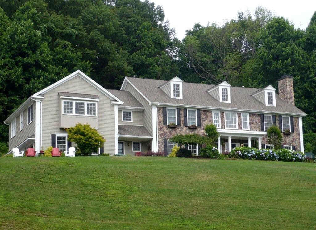MLS #/Web ID: 2640506