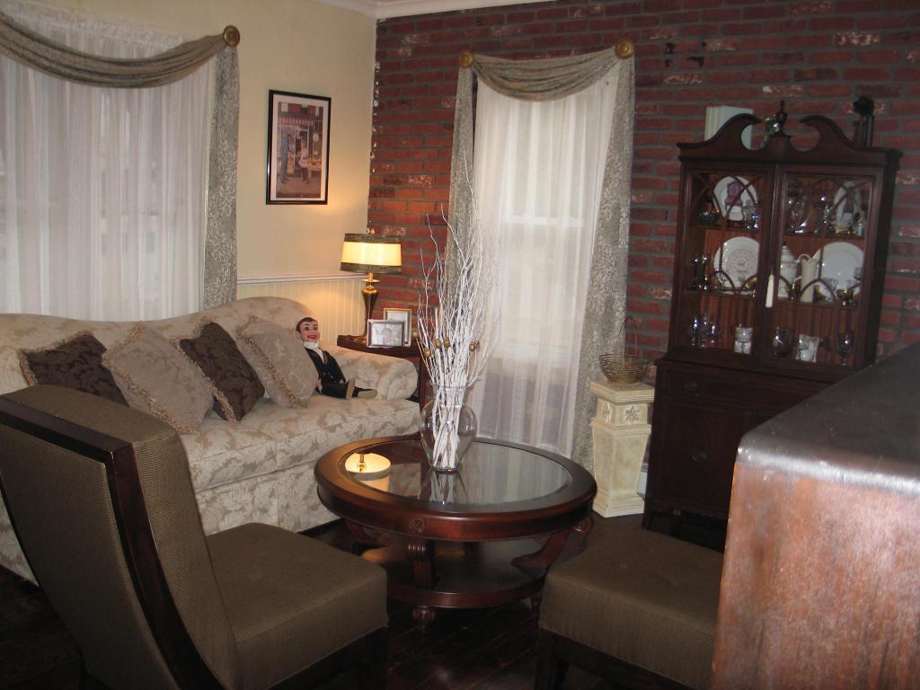 MLS #/Web ID: 2650206